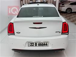 کرایسلەر 300